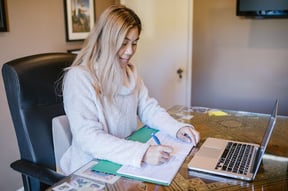 woman taking cybersecurity training to help prevent fraud