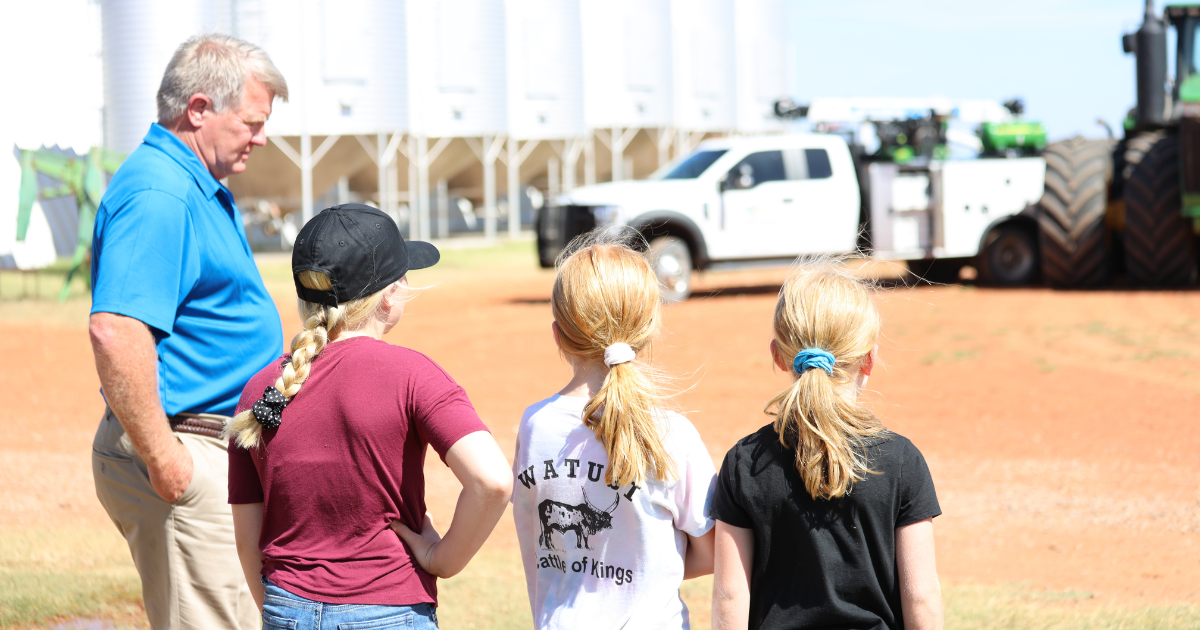6 Tips for Keeping Children Safe on the Farm