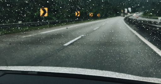 6 Tips for Driving in Severe Weather