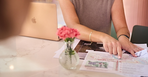 4 Factors to Consider When Starting a Business